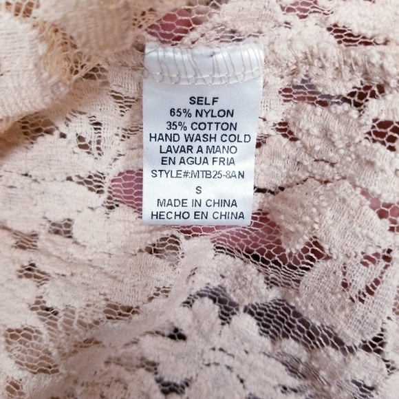 Vintage needle and thread lace top - Picture 3 of 6